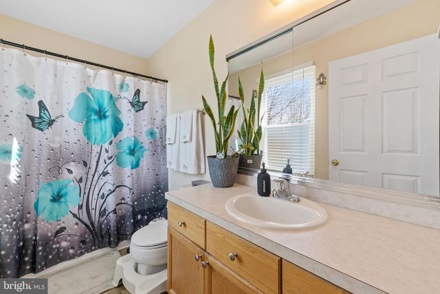 15 ASHLAND AVE, Sicklerville, NJ 08081