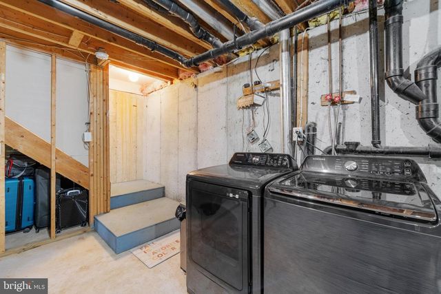 15 ASHLAND AVE, Sicklerville, NJ 08081