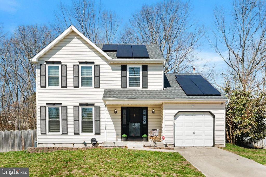 15 ASHLAND AVE, Sicklerville, NJ 08081