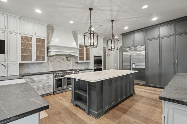9317 Walterville Road, Houston, TX 77080