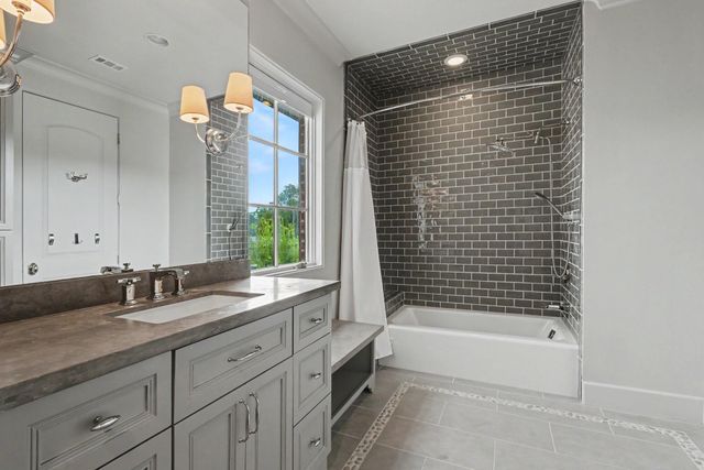 9317 Walterville Road, Houston, TX 77080