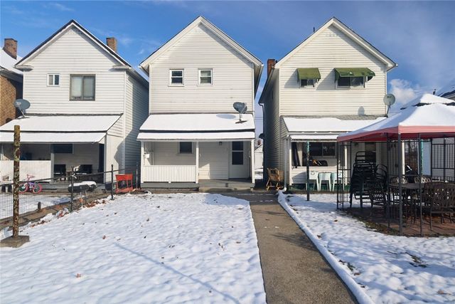 624 Park Ave, Clairton, PA 15025