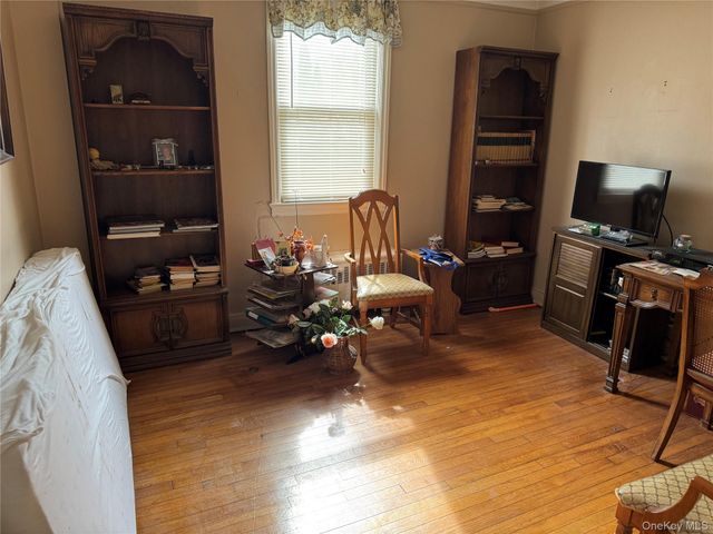 1266 Mace Avenue, Bronx, NY 10469
