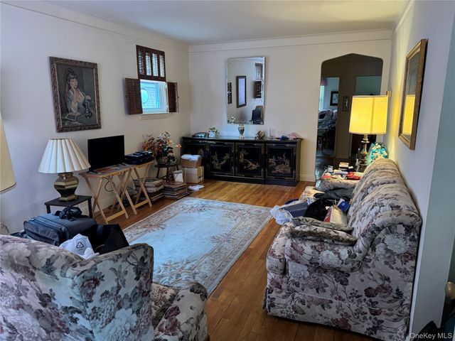 1266 Mace Avenue, Bronx, NY 10469