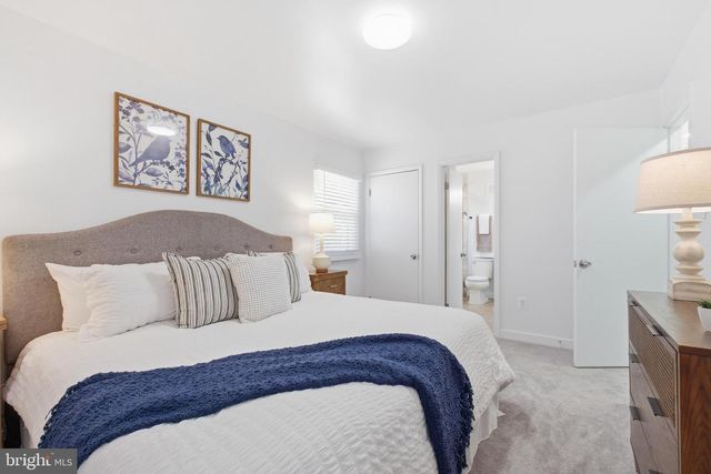 5719 LA VISTA DR, Alexandria, VA 22310