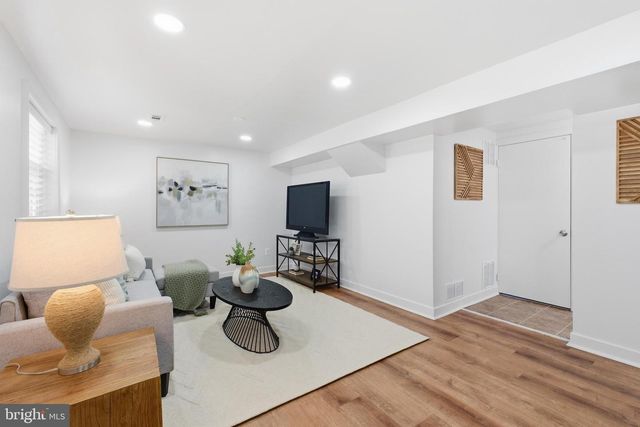 5719 LA VISTA DR, Alexandria, VA 22310