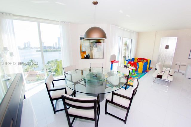 3301 NE 183rd St 902, Aventura, FL 33160