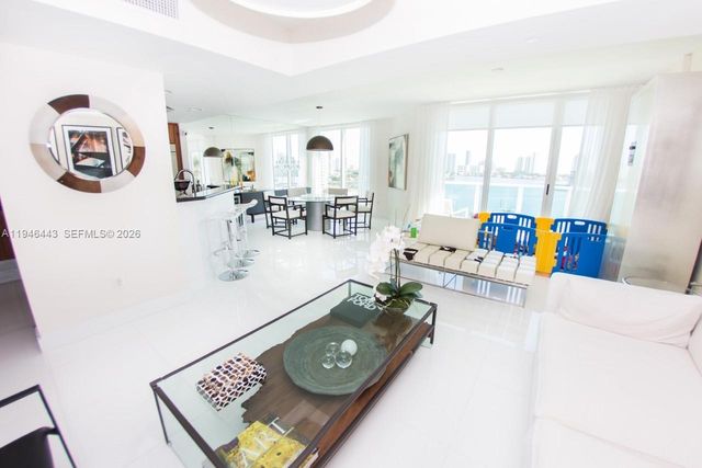 3301 NE 183rd St 902, Aventura, FL 33160