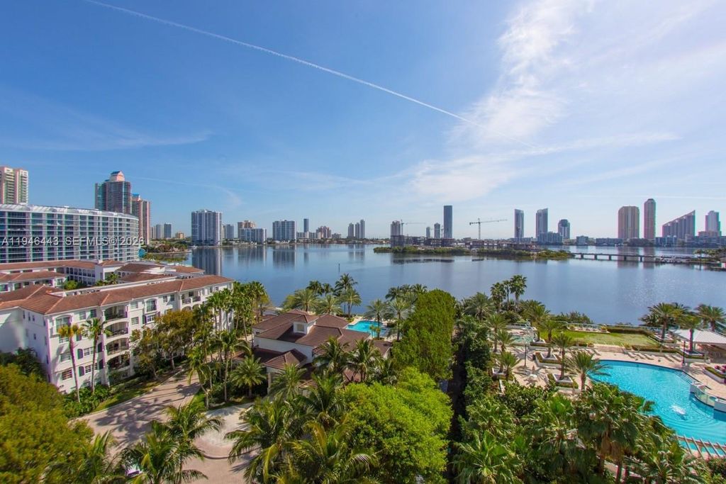 3301 NE 183rd St 902, Aventura, FL 33160