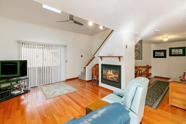 9 Eaton Ct 9, Haverhill, MA 01832