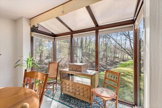 9 Eaton Ct 9, Haverhill, MA 01832