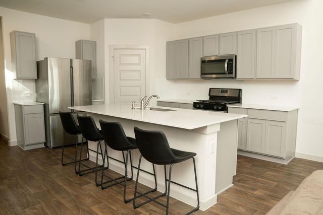 120 Wichita River RD, Hutto, TX 78634