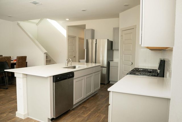 120 Wichita River RD, Hutto, TX 78634