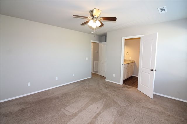 5001 SW Town Vu Road 1, Bentonville, AR 72712