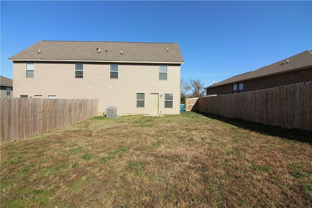 5001 SW Town Vu Road 1, Bentonville, AR 72712
