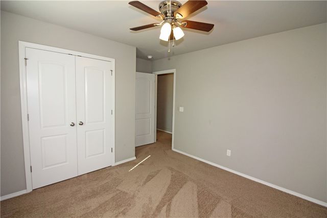 5001 SW Town Vu Road 1, Bentonville, AR 72712