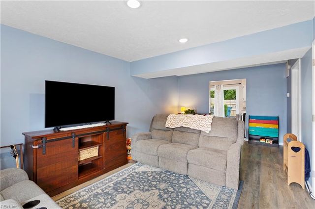 1856 Ferrell DR, Williamsburg, VA 23185