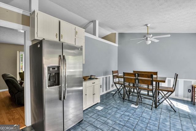 270 Amberwood Drive NW, Lawrenceville, GA 30044
