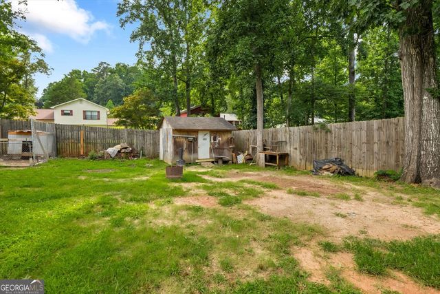 270 Amberwood Drive NW, Lawrenceville, GA 30044