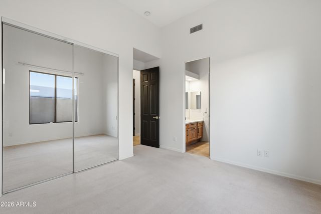 3929 N RECKER Road, Mesa, AZ 85215