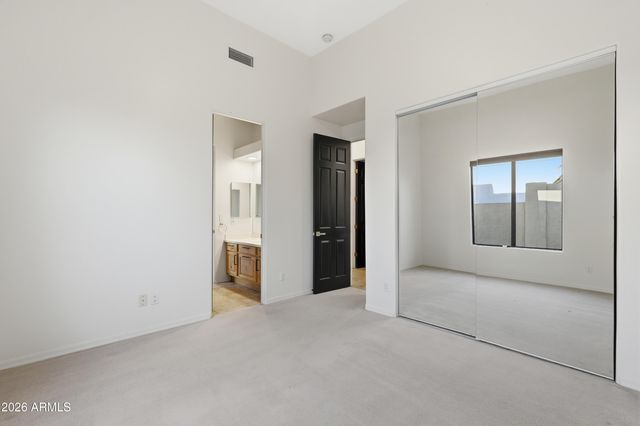 3929 N RECKER Road, Mesa, AZ 85215