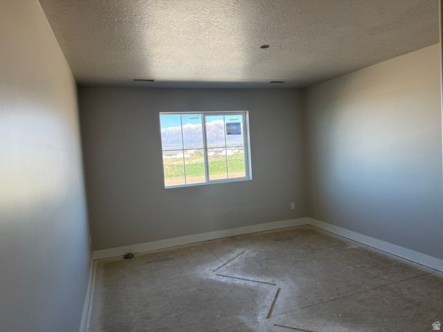 2213 W 3025 S, West Haven, UT 84401