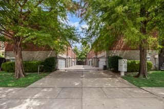 5801 Ross Avenue B, Dallas, TX 75206