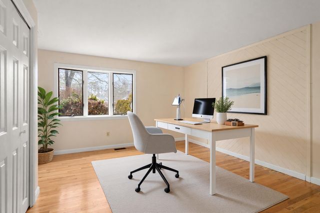 179 Sudbury Lane, Hyannis, MA 02601