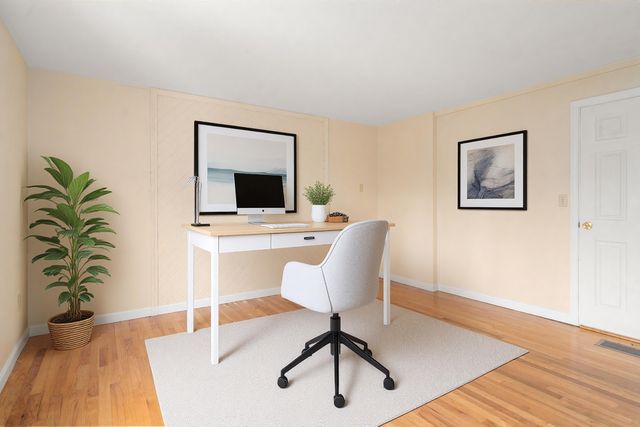 179 Sudbury Lane, Hyannis, MA 02601