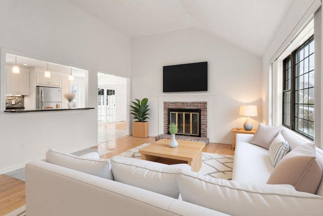 179 Sudbury Lane, Hyannis, MA 02601