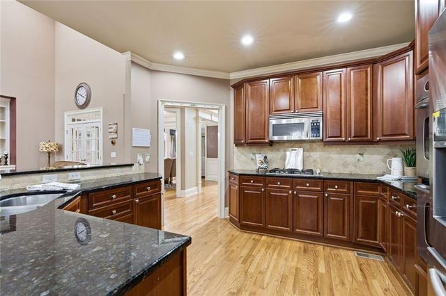 5346 Newport Bay Passage, Alpharetta, GA 30005