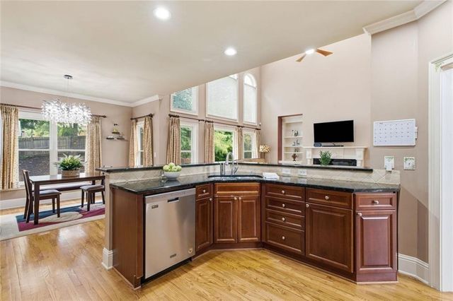 5346 Newport Bay Passage, Alpharetta, GA 30005