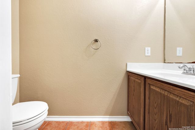 10803 Marot Field, Helotes, TX 78023