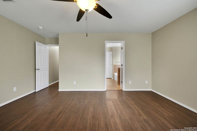 10803 Marot Field, Helotes, TX 78023