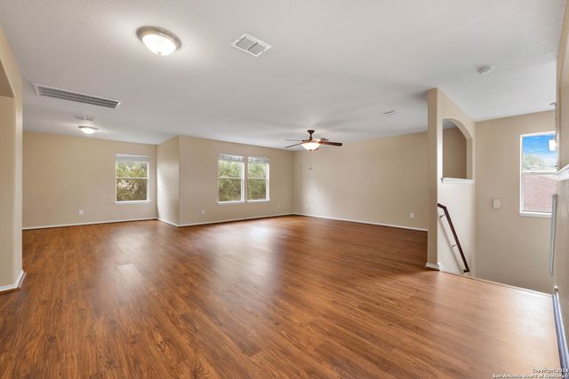 10803 Marot Field, Helotes, TX 78023
