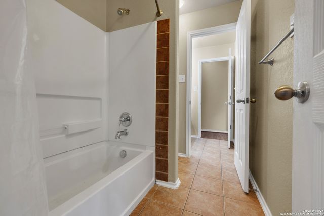 10803 Marot Field, Helotes, TX 78023