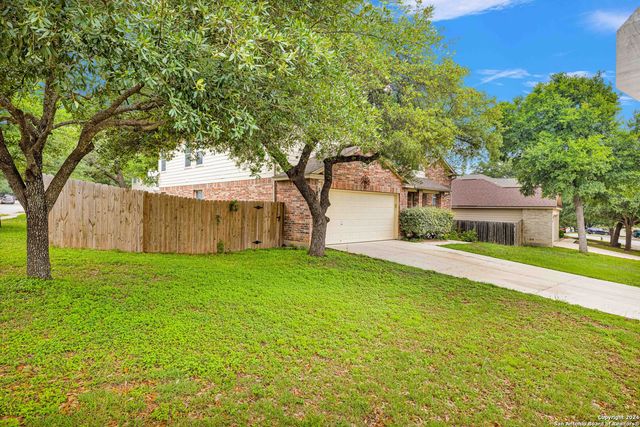 10803 Marot Field, Helotes, TX 78023