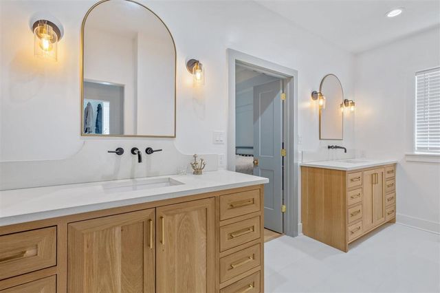 1216 Rainbow Lane, Lake Charles, LA 70611