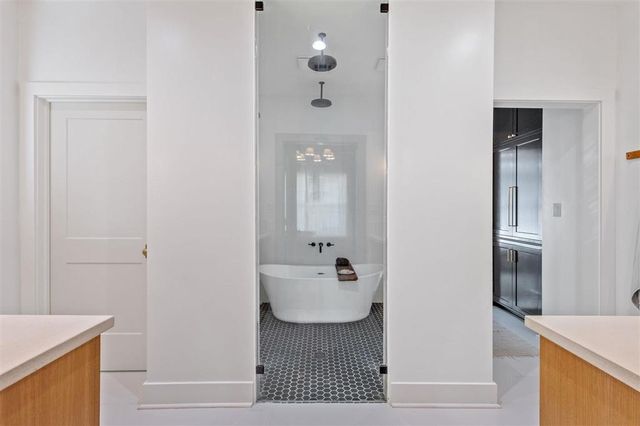 1216 Rainbow Lane, Lake Charles, LA 70611