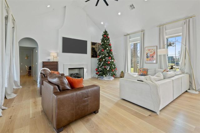 1216 Rainbow Lane, Lake Charles, LA 70611