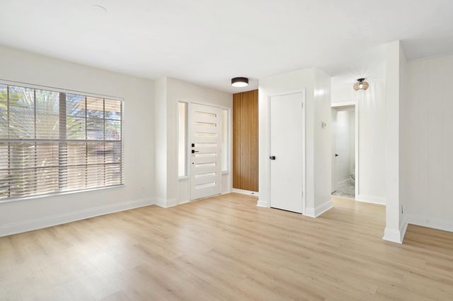 42 Sailfish Dr, Ponte Vedra Beach, FL 32082