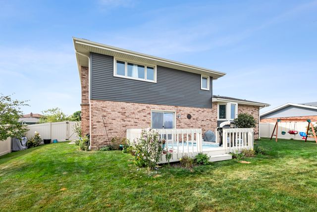 8930 Poplar Street, Tinley Park, IL 60487