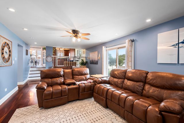 8930 Poplar Street, Tinley Park, IL 60487