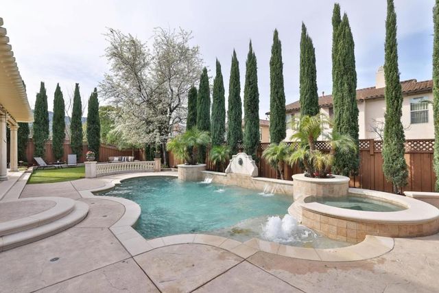 1105 Grimley Lane, San Jose, CA 95120