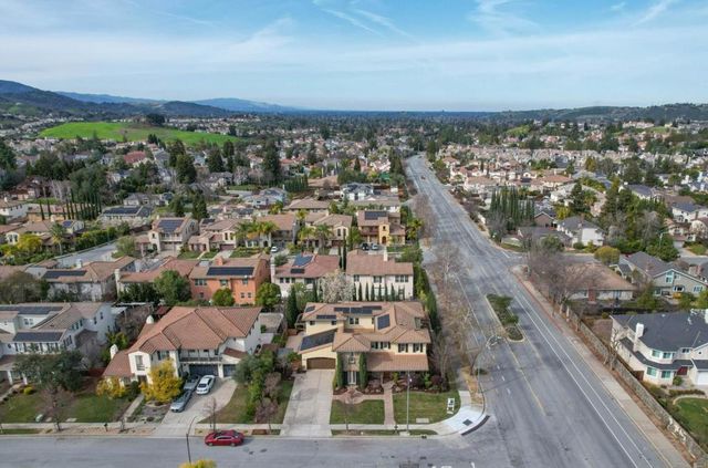 1105 Grimley Lane, San Jose, CA 95120