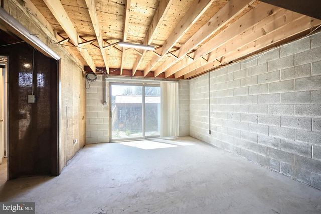 911 RUBY LN, Wrightsville, PA 17368