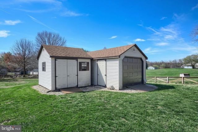 911 RUBY LN, Wrightsville, PA 17368