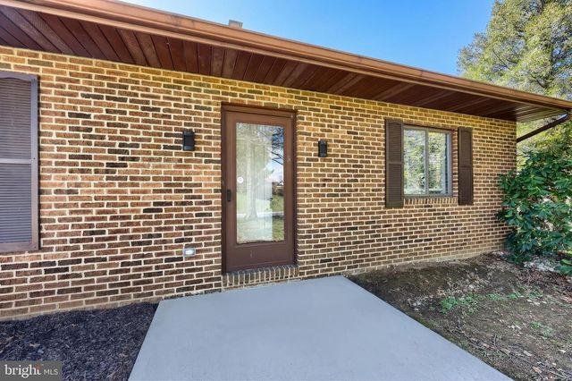 911 RUBY LN, Wrightsville, PA 17368