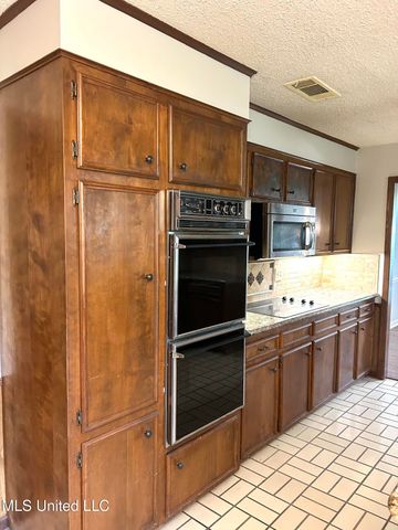 1109 Martin Drive, Brandon, MS 39047