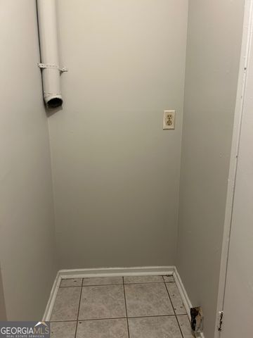 1292-1294 Crystal Lake Road, College Park, GA 30349